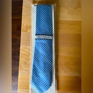 Men’s Extra Long Tie - Saddlebred - Blue and White Polka Dots